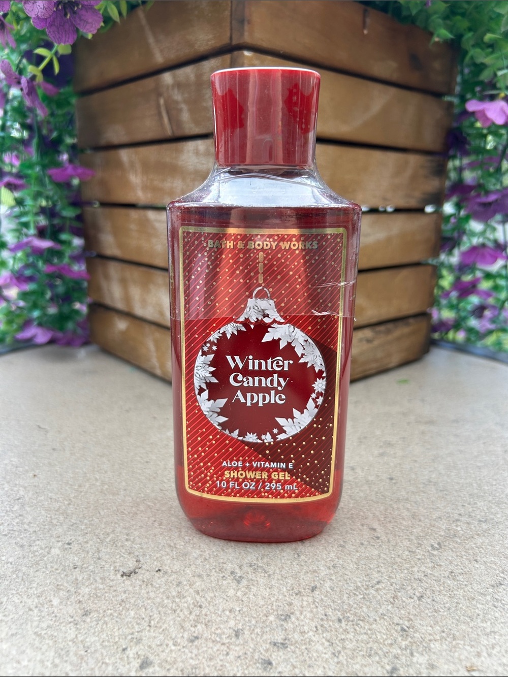 Bath & Body Works Winter Candy Apple Body Wash - Red
